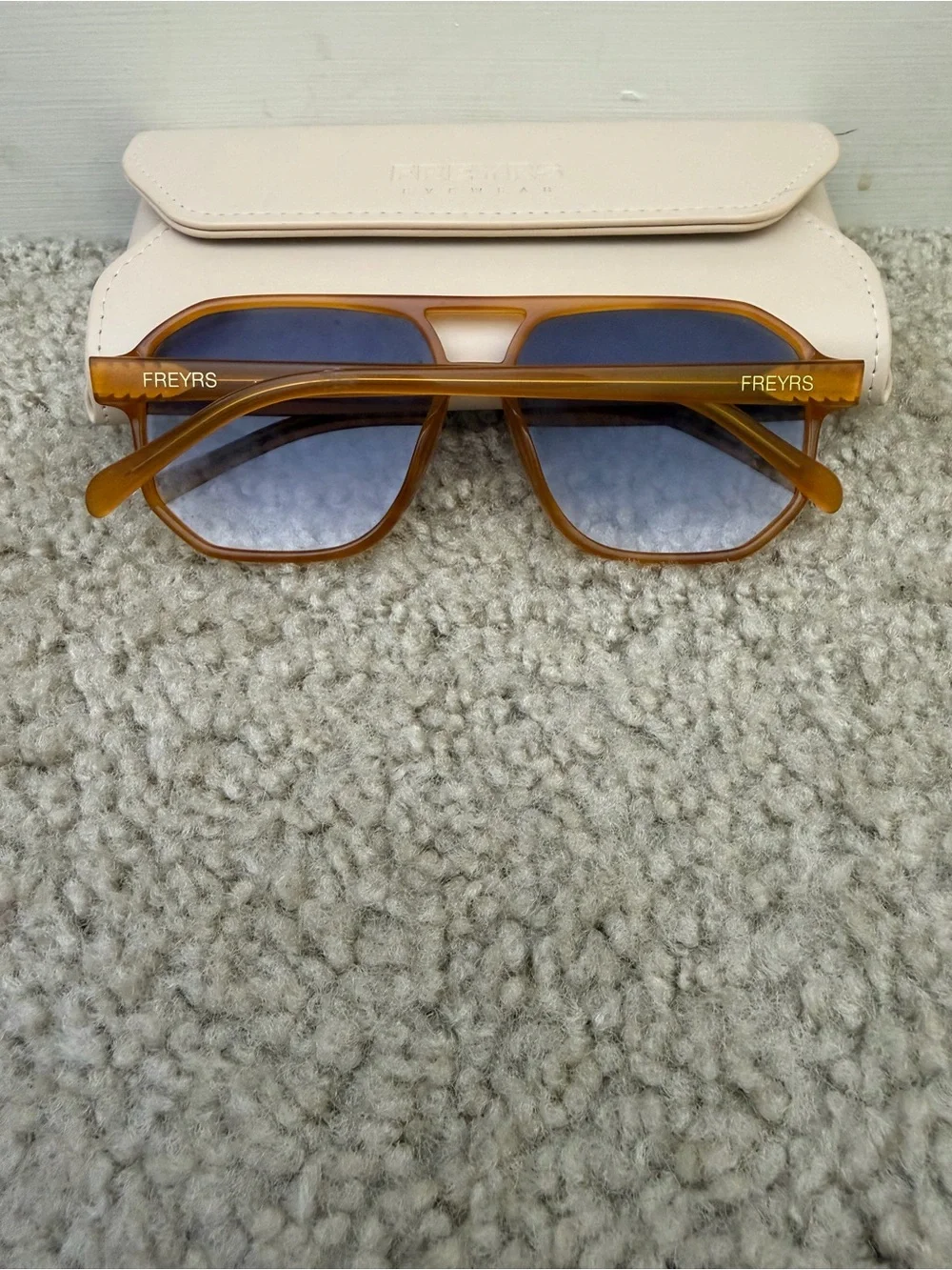 Fryers Billie Aviator Sunglasses  EXCELLENT CONDITION 100% UV Protection